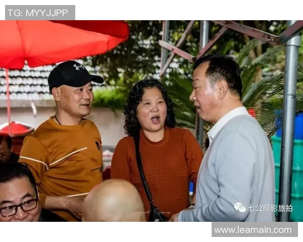 老队友重聚王大雷与张弛晒合照回忆往昔情谊与赛场岁月